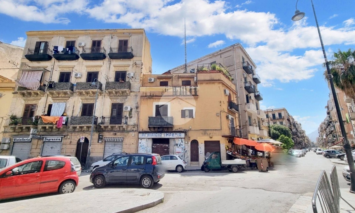Borgo Vecchio Apartment | Homerez - Apartment in Palermo