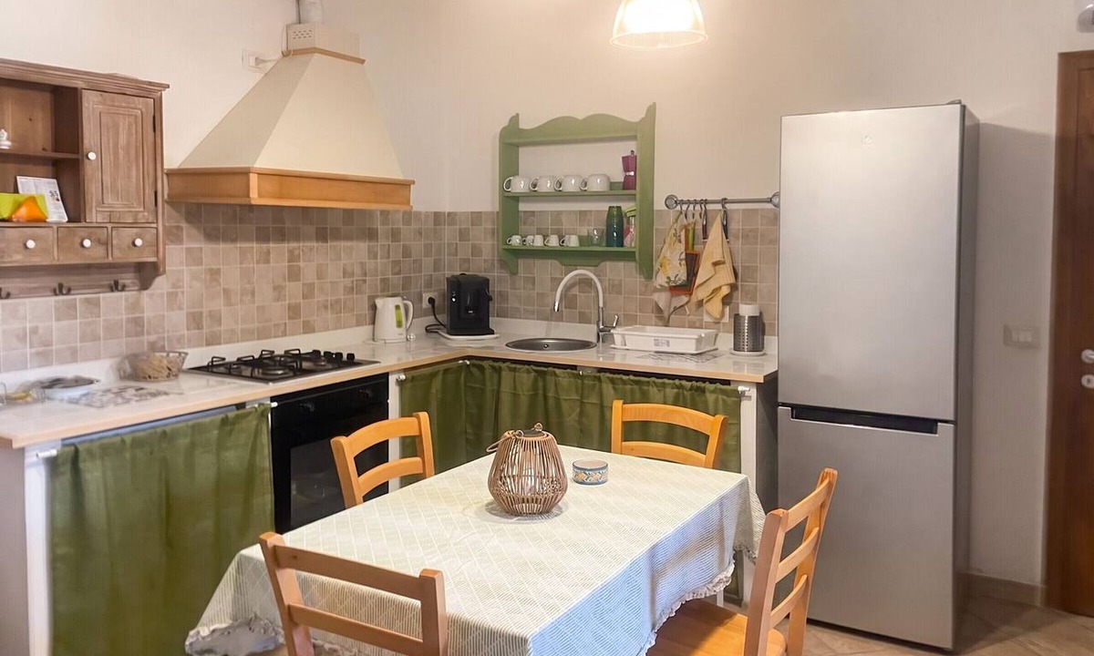 Vittoria House | Homerez - Charming House in Vittoria with Garden