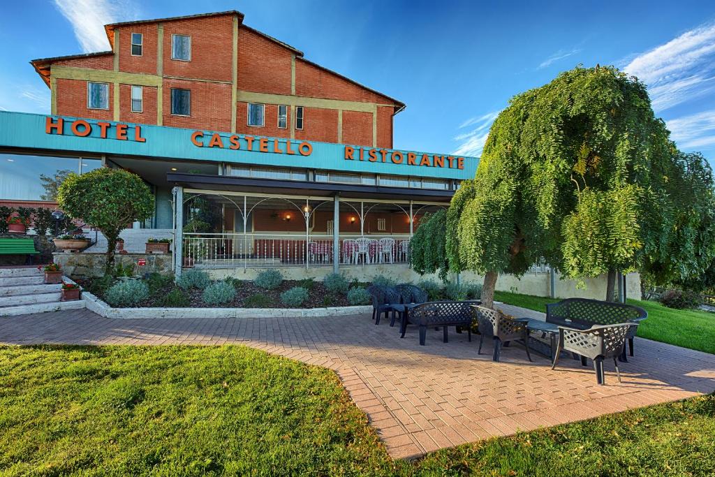 Sovicille Hotel | Hotel Castello