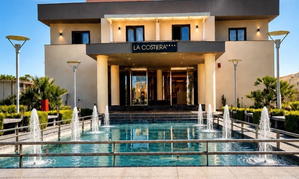 Marina di Varcaturo Hotel | Hotel La Costiera