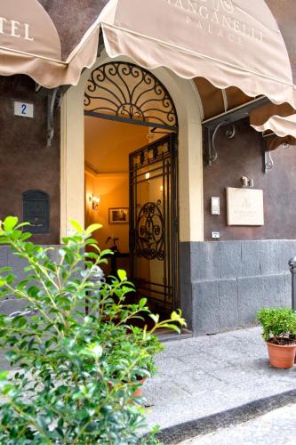 Catania City Centre Hotel | Hotel Manganelli Palace