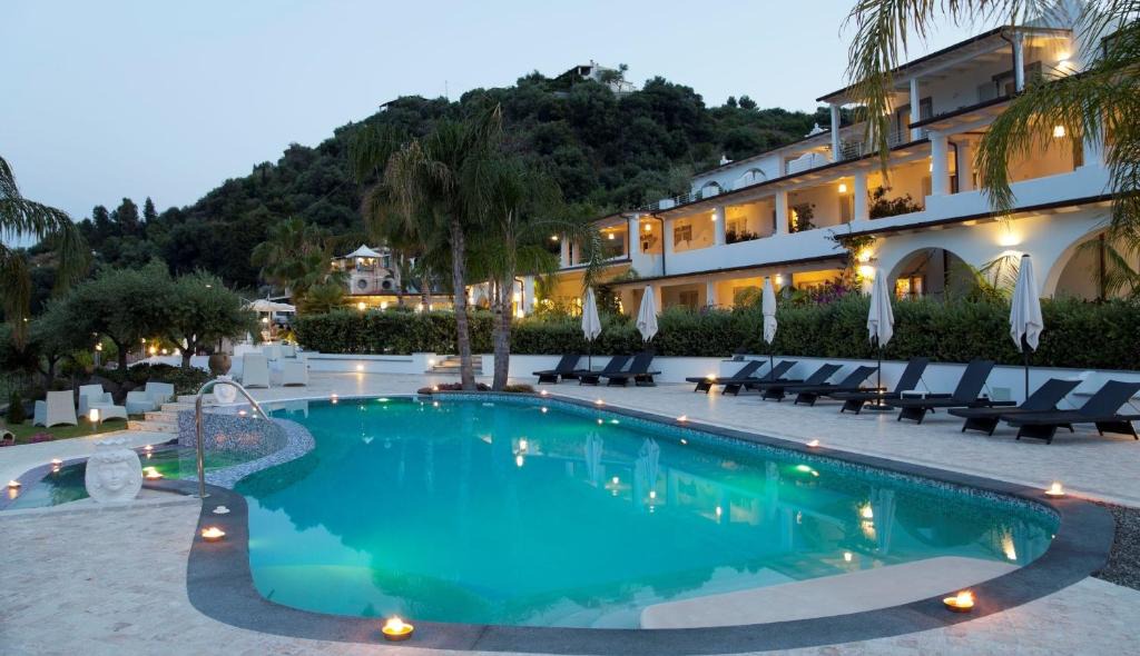 Lipari Historic Centre Hotel | Hotel Mea - Aeolian Charme