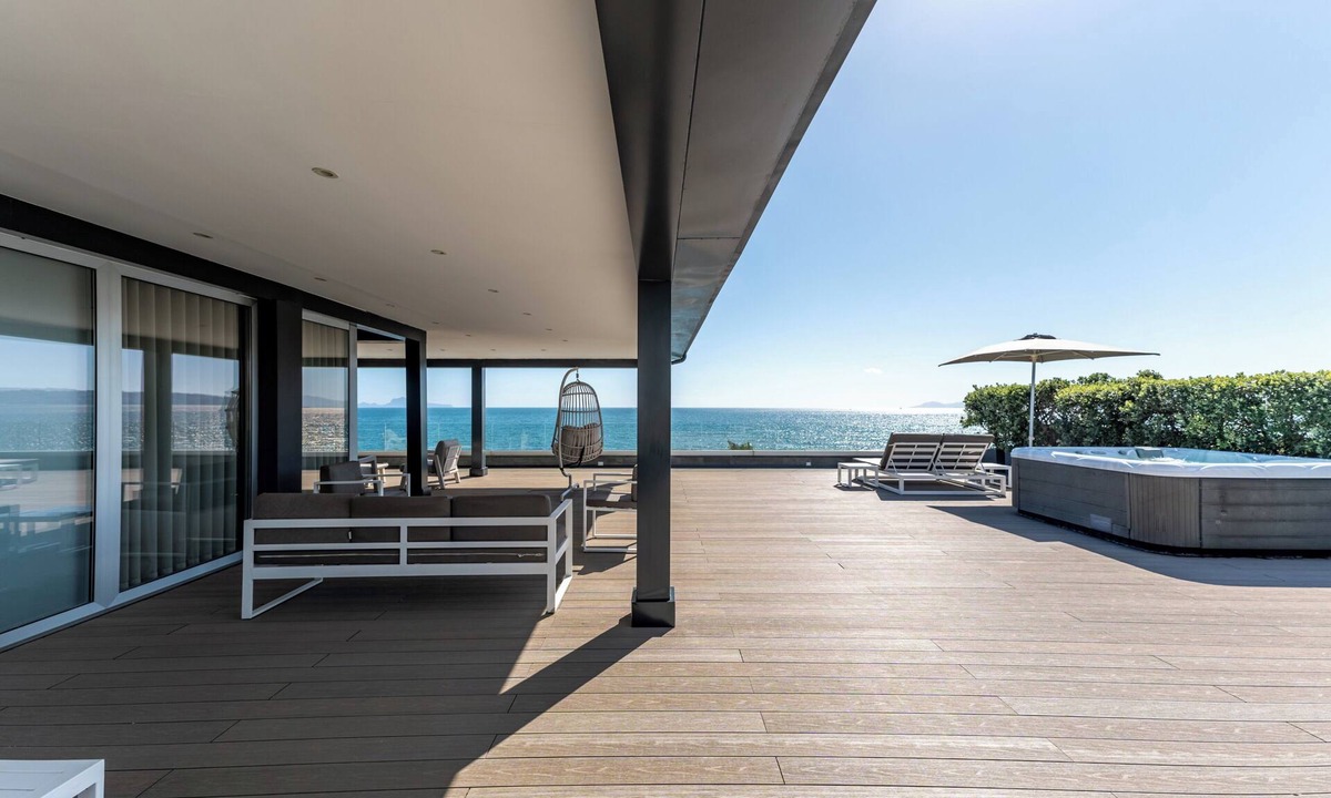 Portici Hotel | Hotel & Resort Tre Fontane Luxury