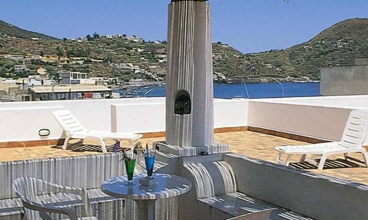 Lipari Historic Centre Hotel | Hotel Villa Augustus