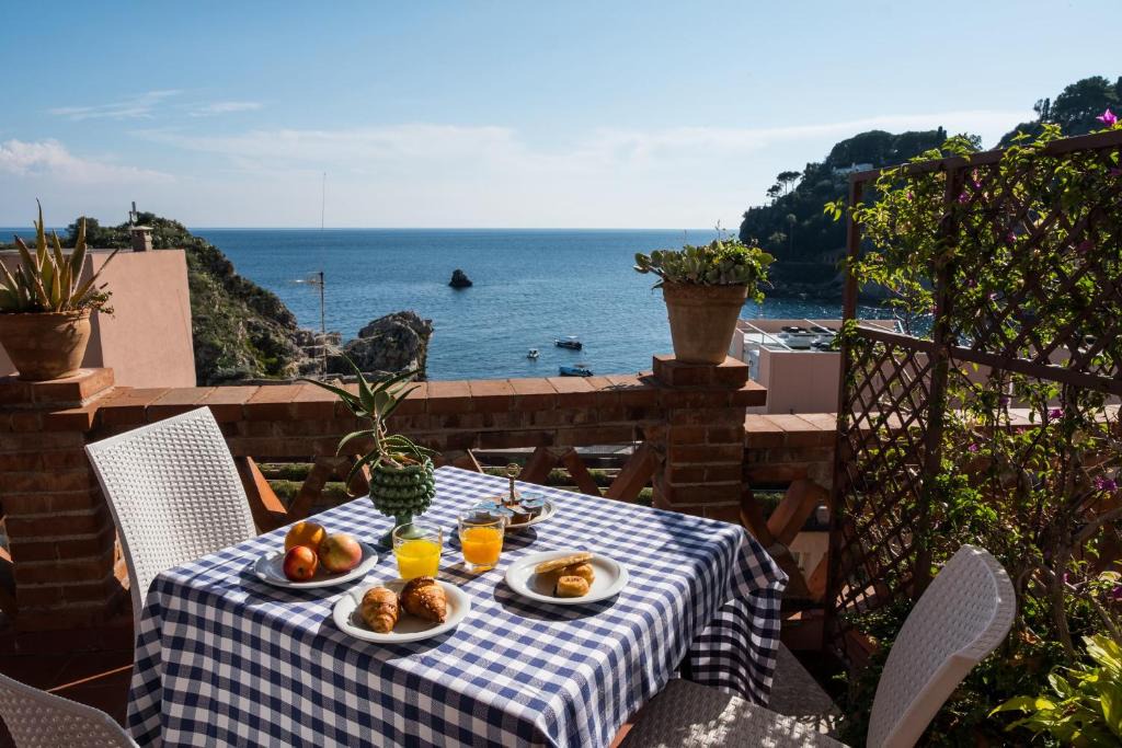 Mazzaro Hotel | Hotel Villino Gallodoro