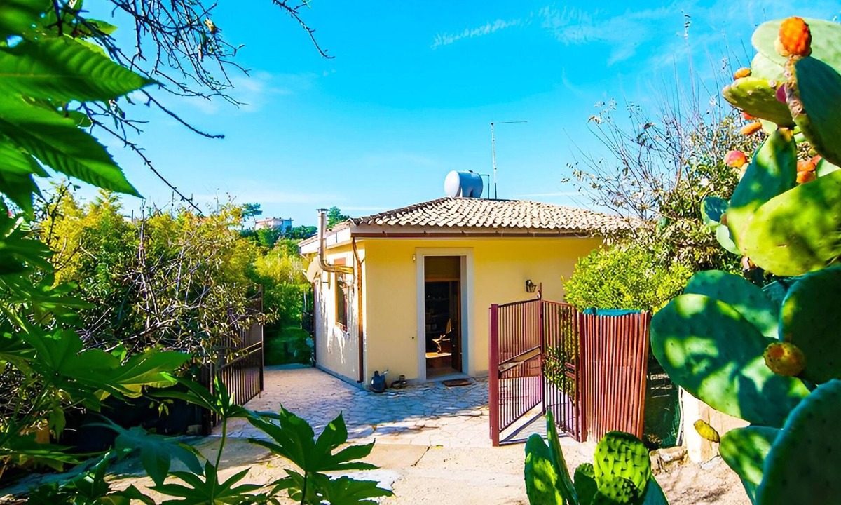 Noto House | House in Lido Di Noto with private parking