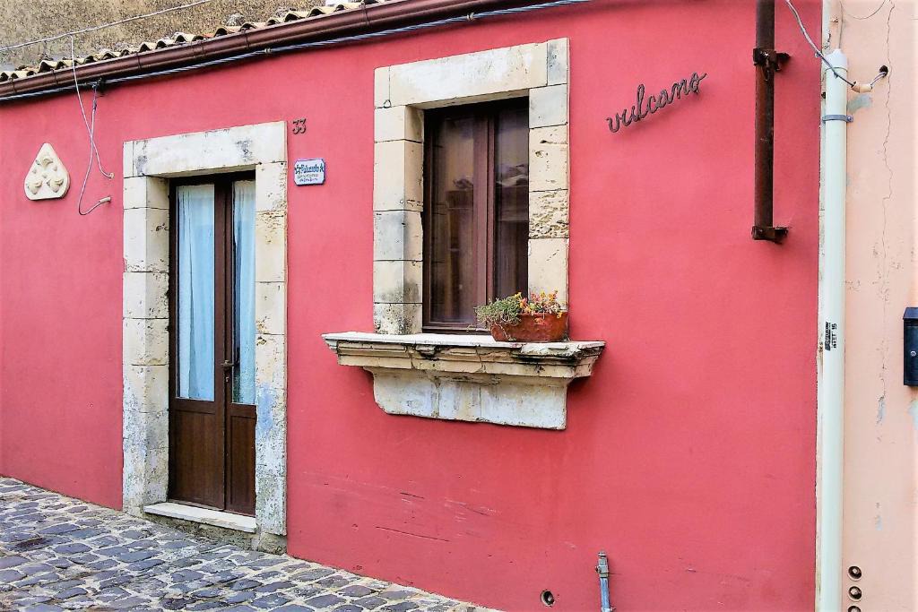 Palazzolo Acreide Historic Centre House | Il Vulcano