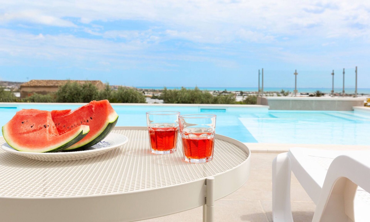 Donnalucata Villa | Joy, emotions of Casa Barone, sea view, swimming pool, wifi, barbecue
