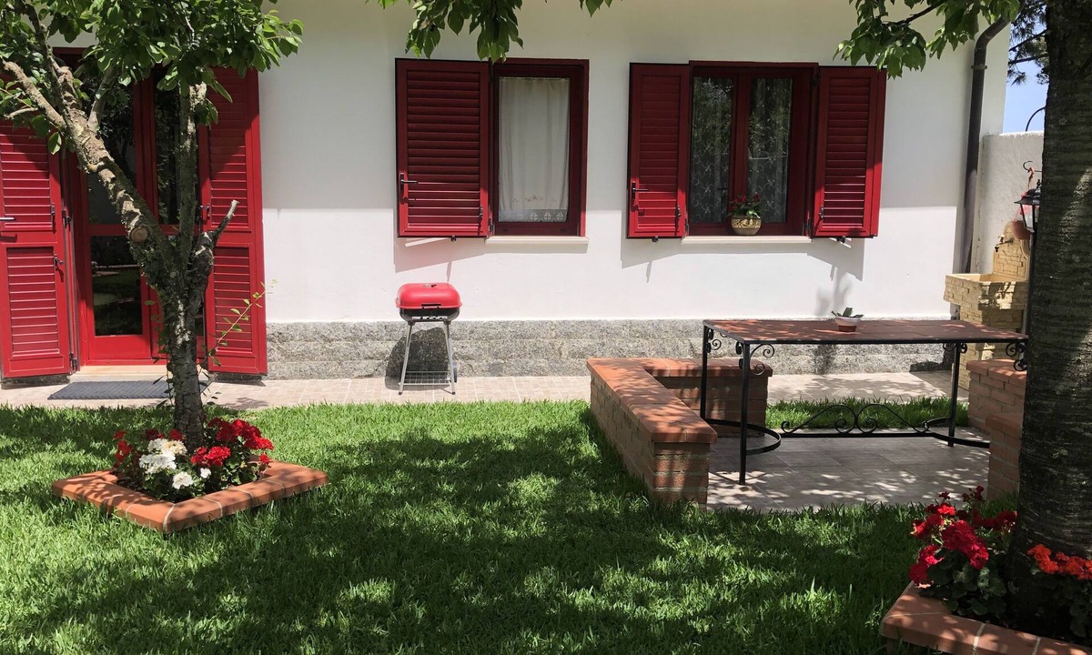 Scilla House | La casa delle Ortensie Guest House