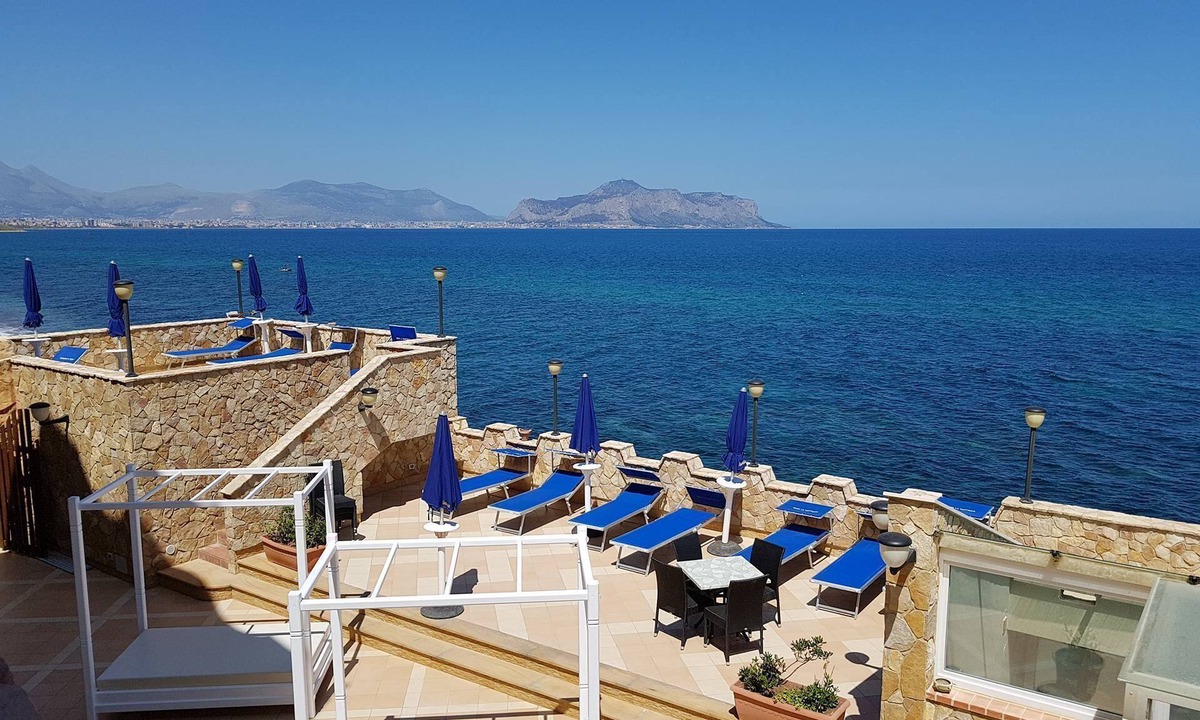 Ficarazzi Hotel | La Martinica Resort
