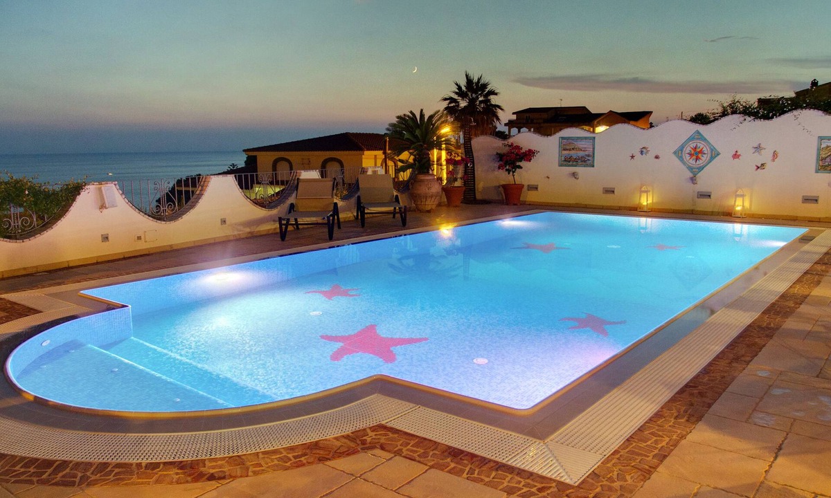 Scalea Bed & Breakfast | La Suite del Faro
