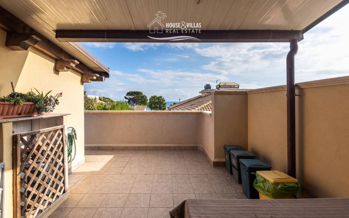 Avola Apartment | La Tonnara Holiday - Two Bedroom Apartment, Sleeps 3