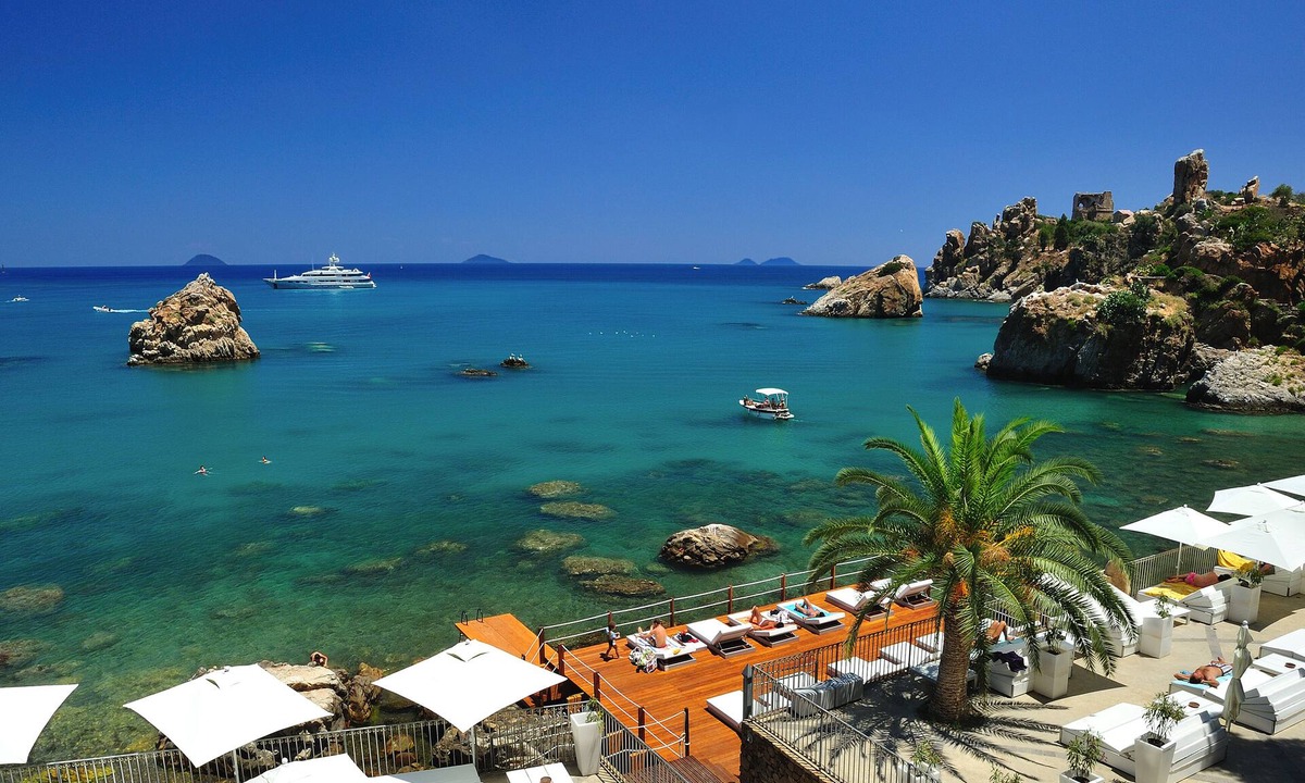 Cefalu Hotel | Le Calette Bay
