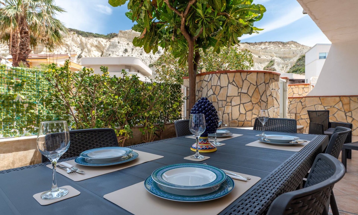Realmonte Apartment | Lido Rossello Apartment in Realmonte – Steps from Scala dei Turchi