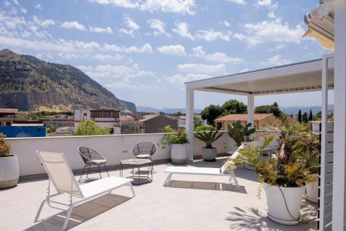 Mondello Villa | Lillà Unique Mondello Elegant sea Villa and SPA