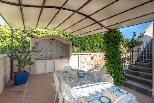 Casa Papa Ski Chalet | Lovely Family Villa in Modica