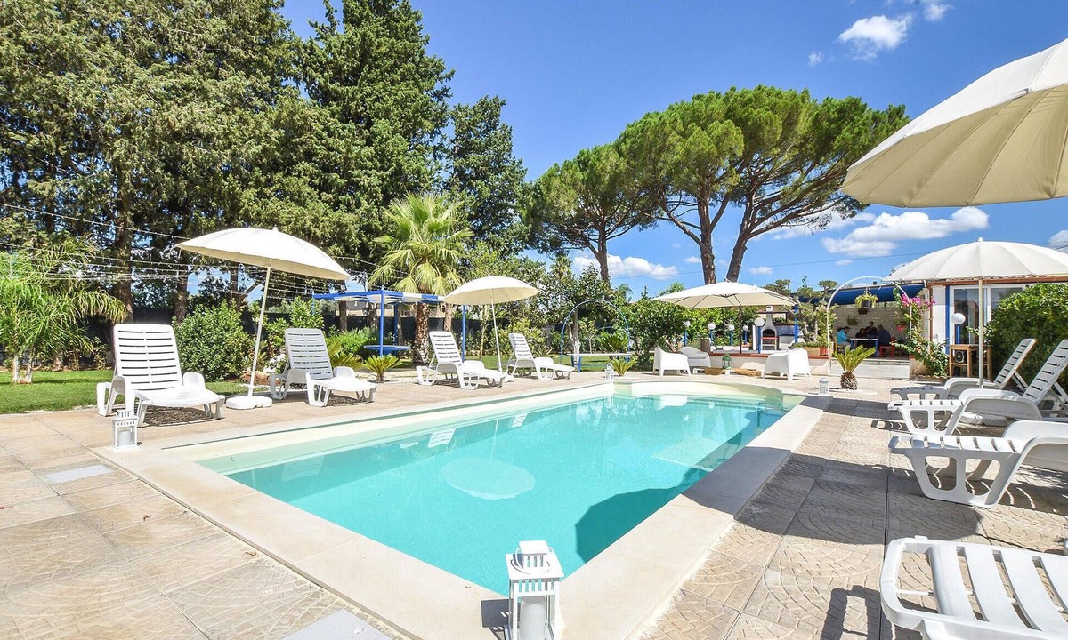 Chiaramonte Gulfi House | Lovely home in Chiaramonte Gulfi
