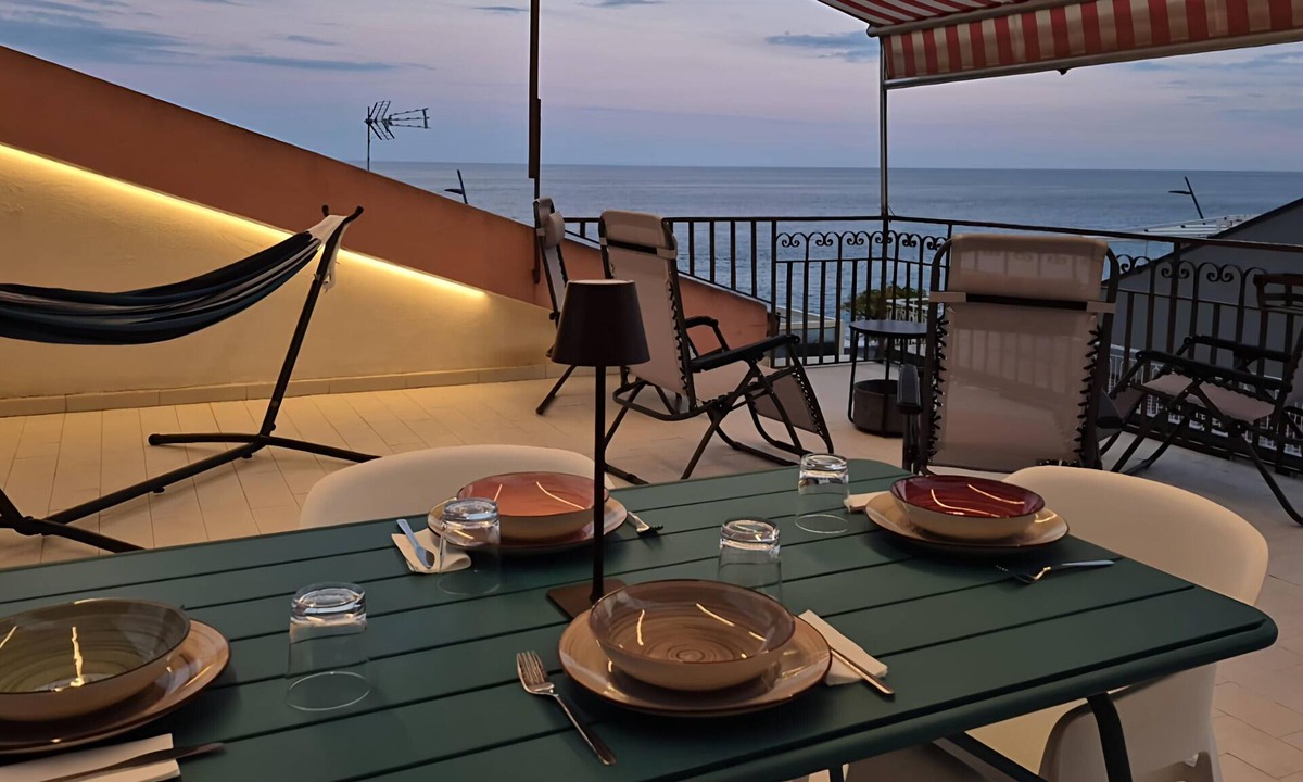 Roccalumera Apartment | Lumeriam Sea Loft Holiday Home with Sea View, Private Terrace and Air Conditioning