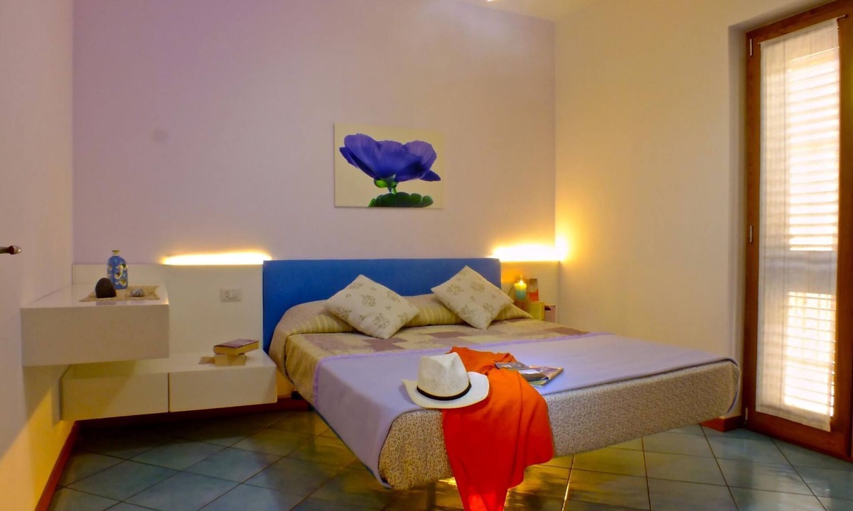 Castel Di Tusa Apartment | Luna rossa charmantes Haus by Interhome
