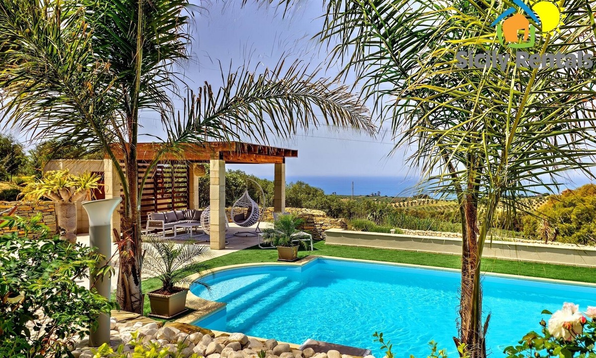 Ribera Villa | Luxurious villa with swimming pool