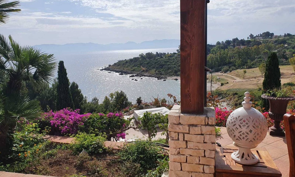 Scopello Villa | Magical Villa w/Jacuzzi above amazing beach