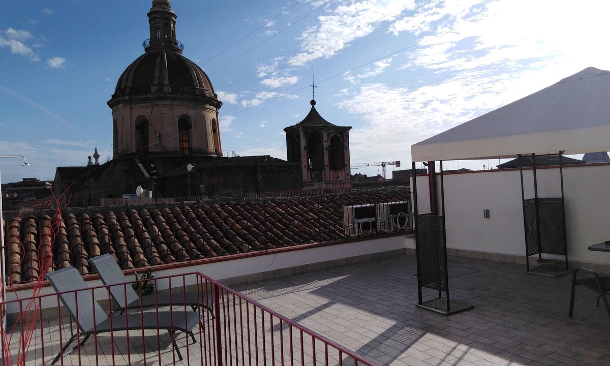 Catania City Centre Apartment | Manzoni Suite Home - Terrace Suite on the roofs