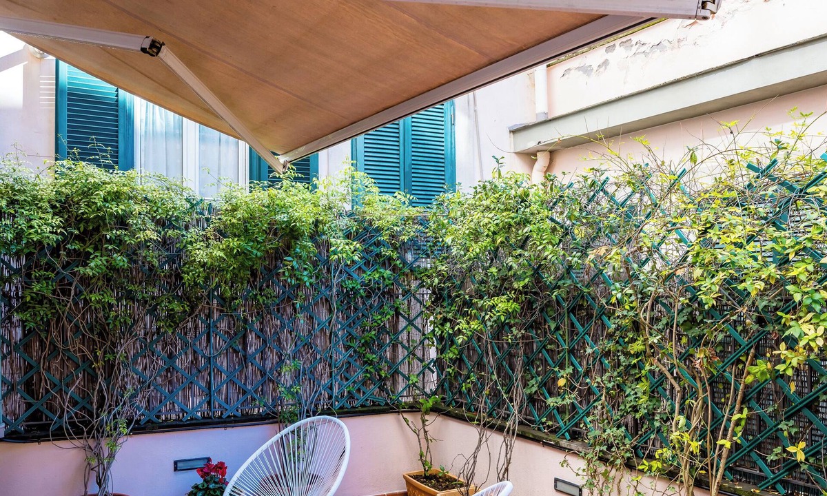 Materdei Apartment | Materdei Beautiful Terrace by NapoliApartments