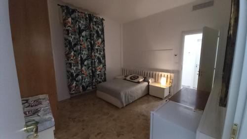 Noicattaro House | Matrimoniale francese con bagno privato