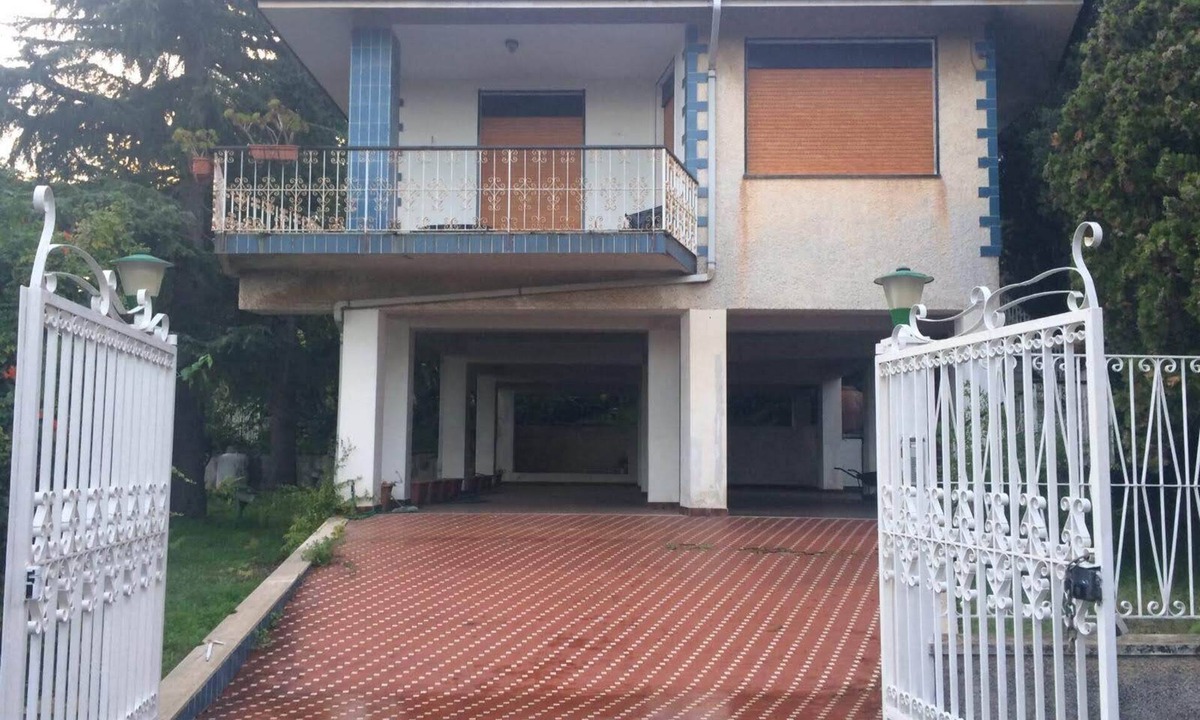Lavinaio-Monterosso House | Monterosso Etneo detached house