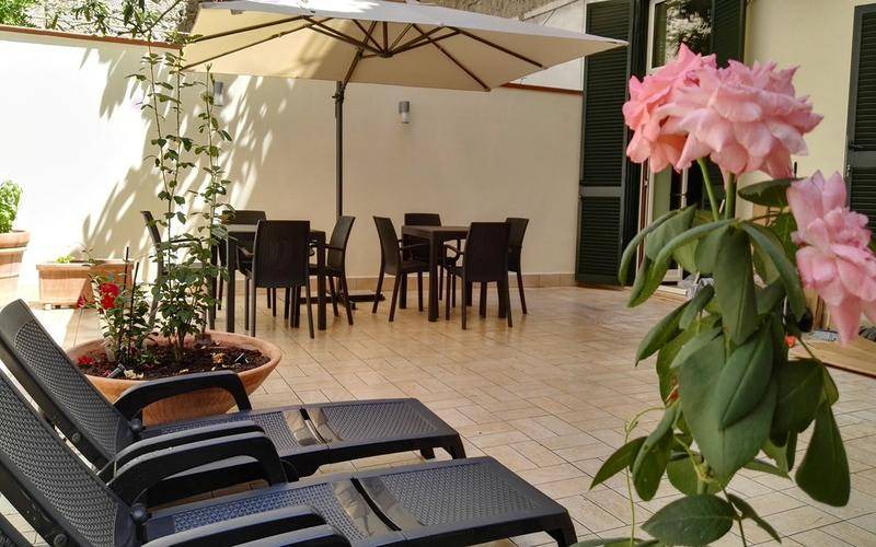 Naples City Centre House | Motel
