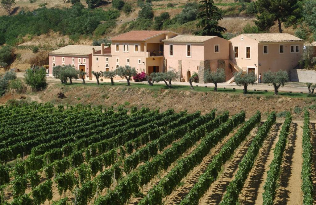 Caltagirone House | Nanfro Resort - Masseria Spaccaforno