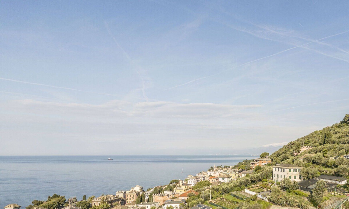 Pieve Ligure Apartment | Nice apartment for 5 guests with WIFI, TV, terrace, pets allowed and panoramic view, close to Ge.