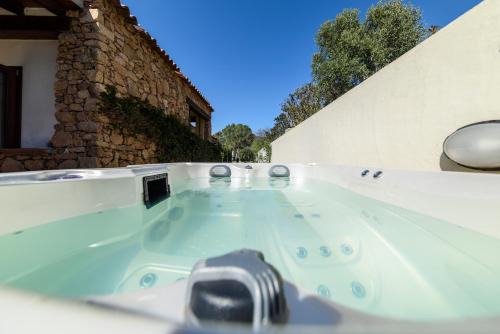 Olbia Apartment | Olbia Villa Doriana 2BR 5PX FreePark Jacuzzi