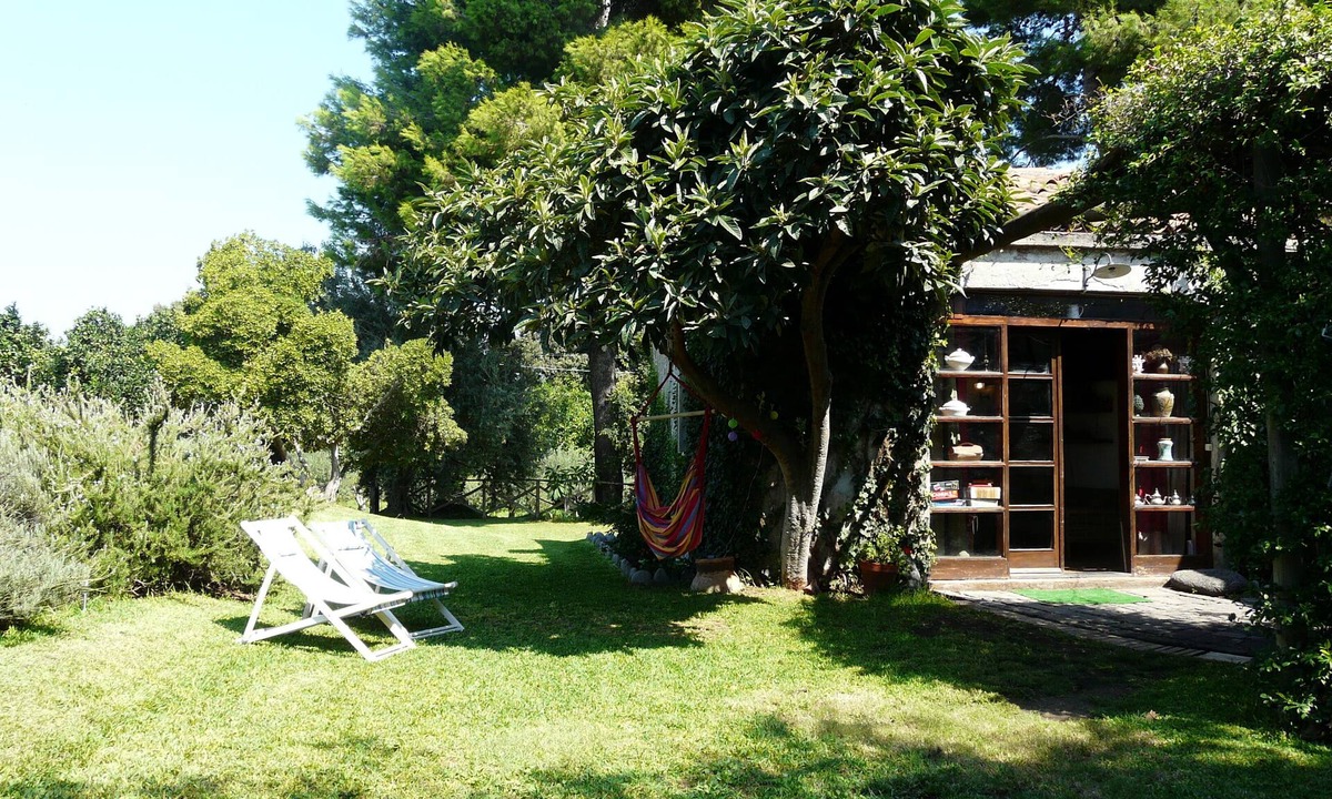 Archi House | Old barn renovated by the sea