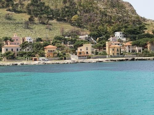 Sferracavallo Apartment | Ovidio home