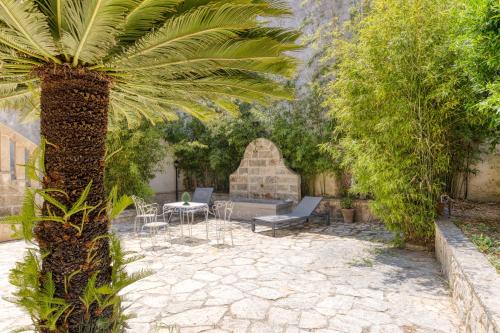 Corsano Villa | Palazzo Humilitas - Basium