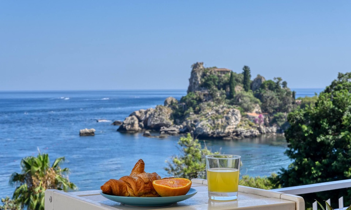 Mazzaro Apartment | PARADISEA TAORMINA