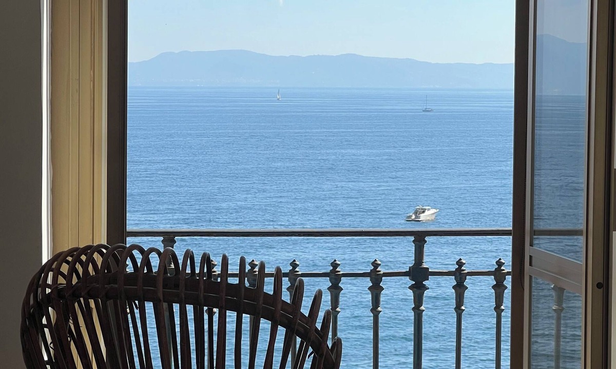 Posillipo Apartment | Parthenope House