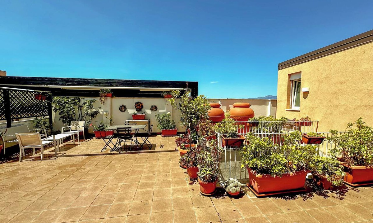 Reggio Calabria House | Penthouse with Ocean View and Secure Garage in a Charming B&B