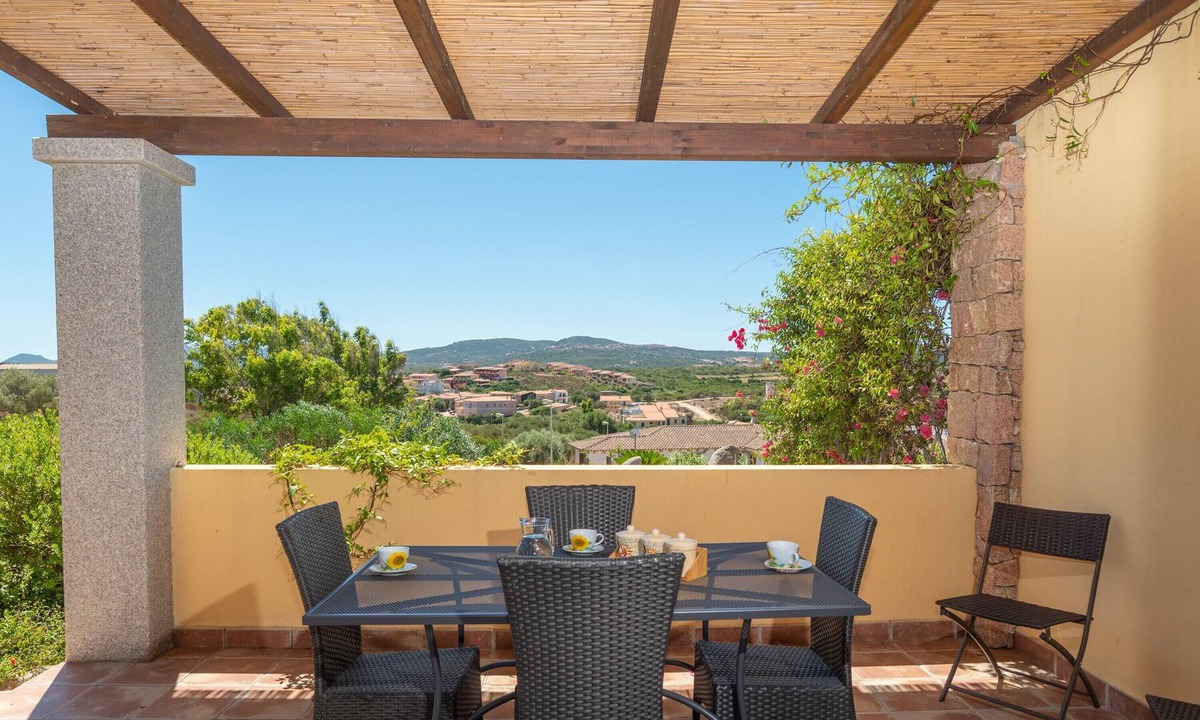 Santa Teresa di Gallura Villa | Pet-Friendly Villa Baticle with Wi-Fi, Garden & Terrace