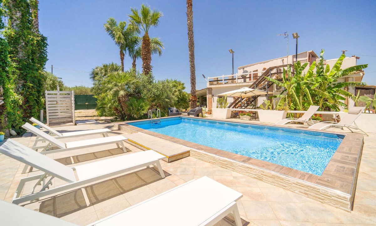 Menfi House | Pet friendly home in Menfi