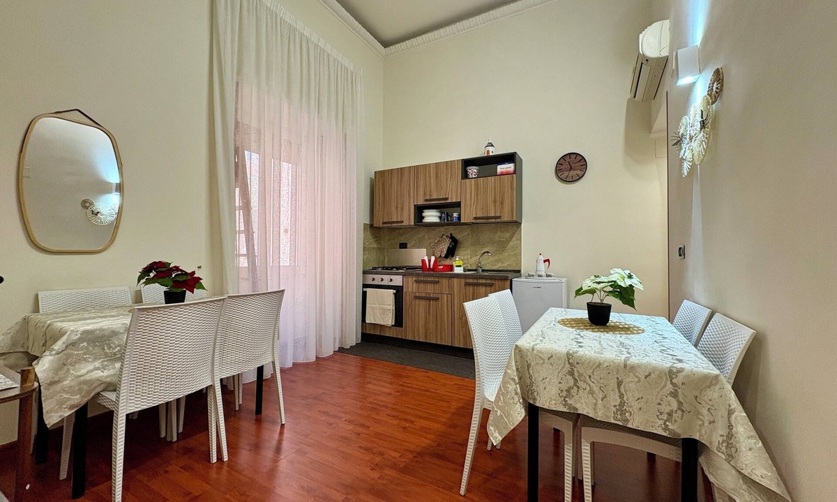 Vasto Apartment | Platform 9 Partenope, comfort and space at Napoli Centrale station