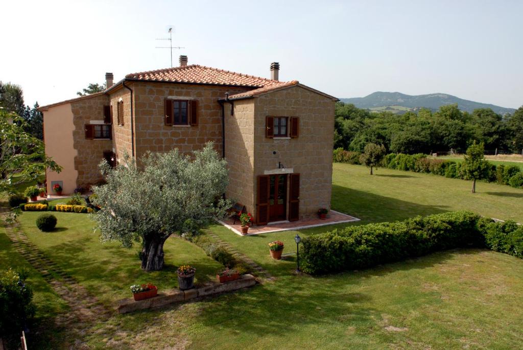 Sorano House | Poderone Vecchio