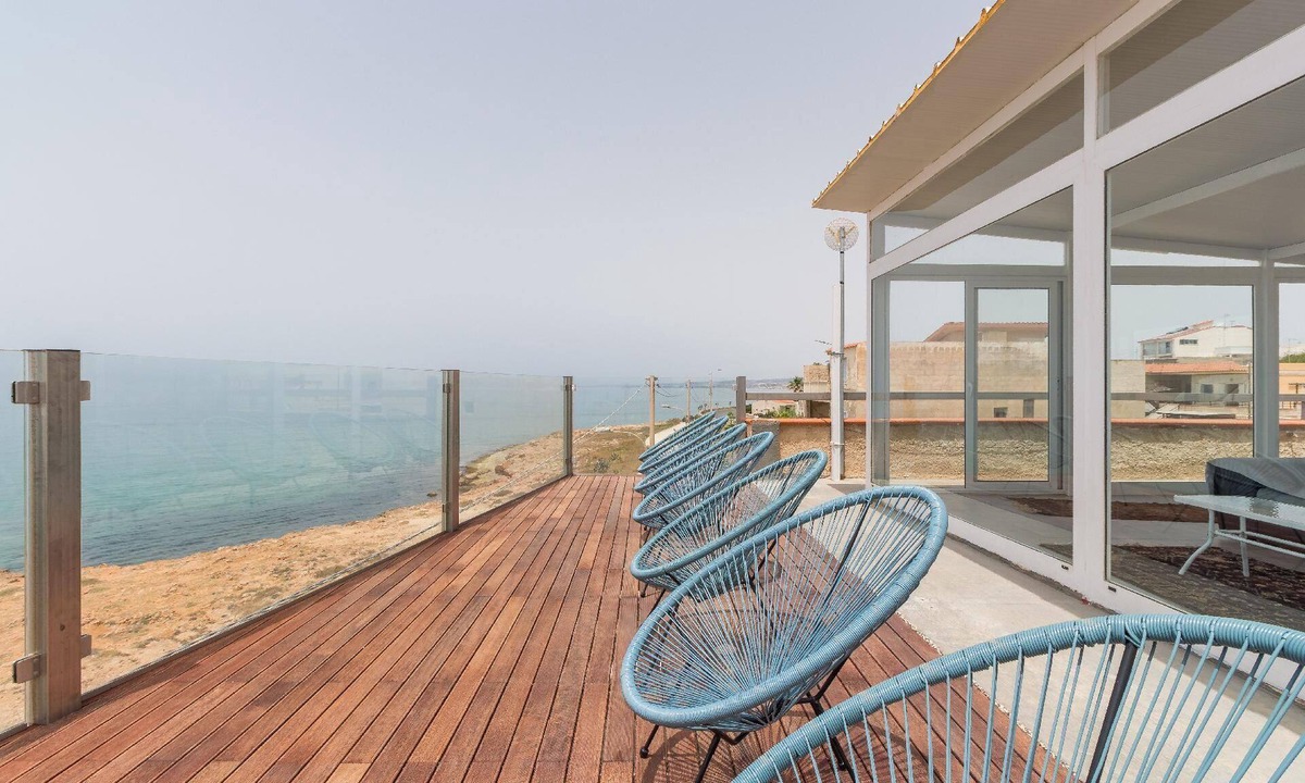 Cava dʼAliga House | Poseidone, seaside villa with panoramic terrace