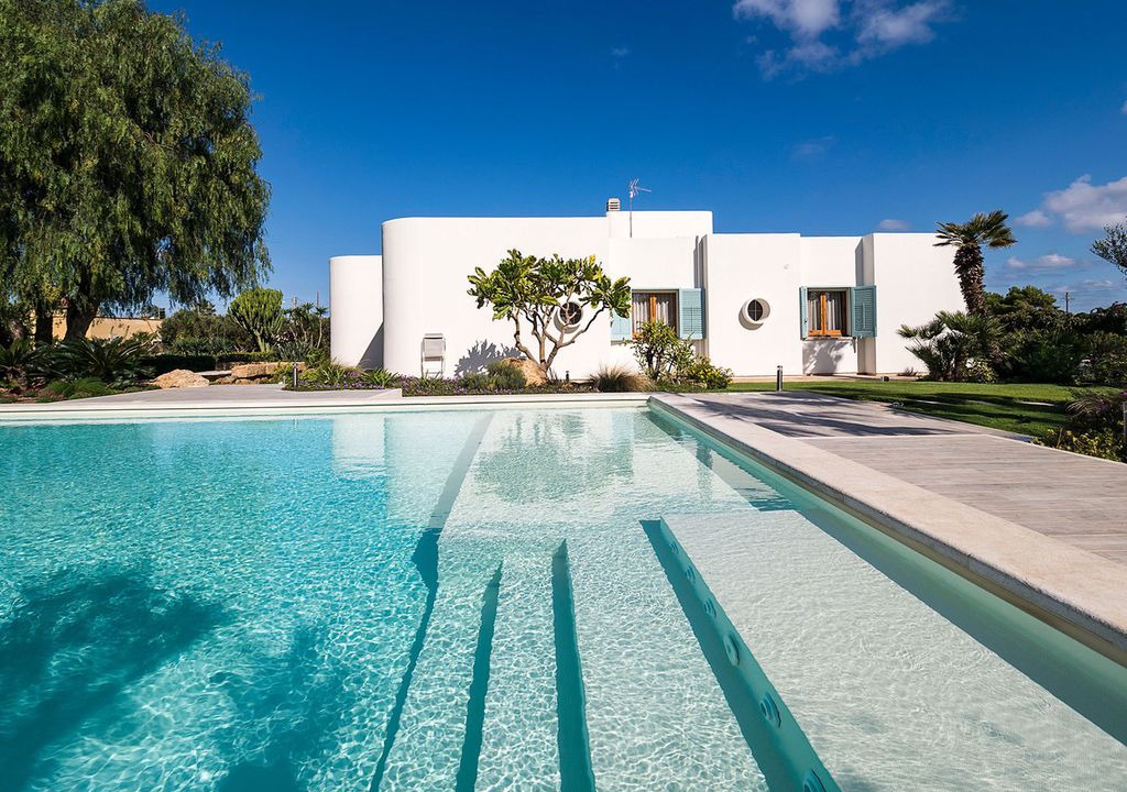 Nubia Villa | Private villa with sea views and pool