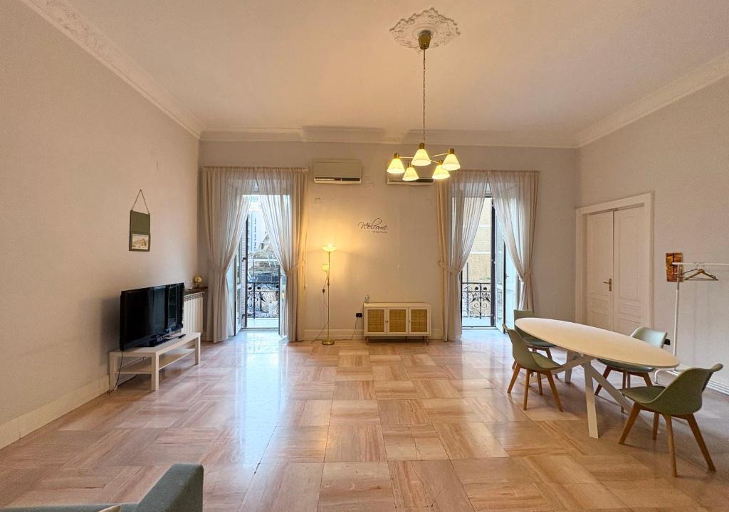 Santa Lucia Apartment | Residenza Castel dell'Ovo