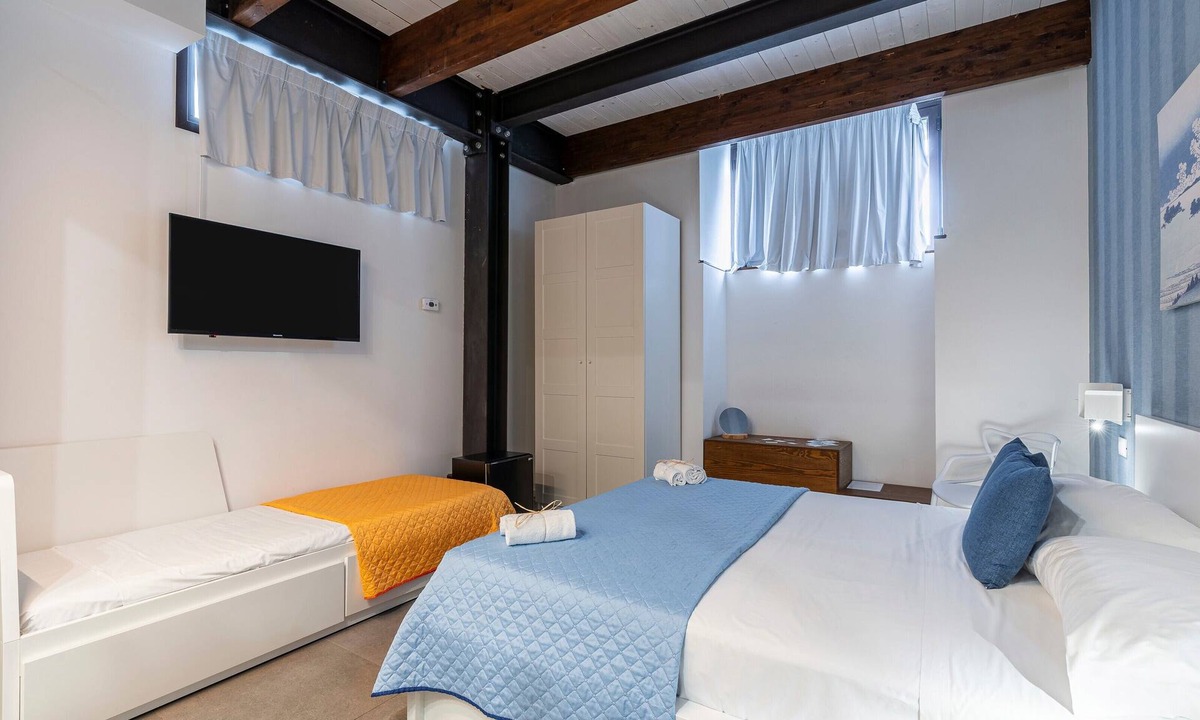 Marzamemi Apartment | Room 108 at 'Le Saline Rooms Marzamemi' with Wi-Fi and Air Conditioning