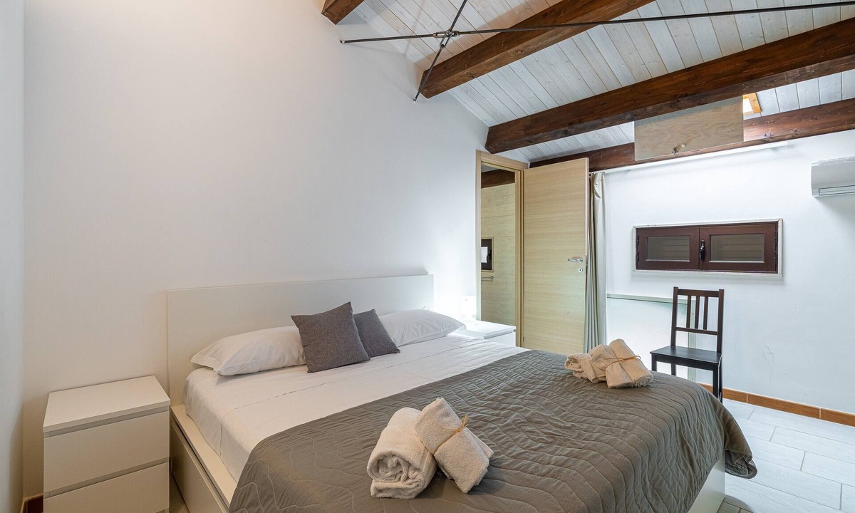 Marzamemi Apartment | Room 205 at 'Le Saline Rooms Marzamemi' with Wi-Fi and Air Conditioning