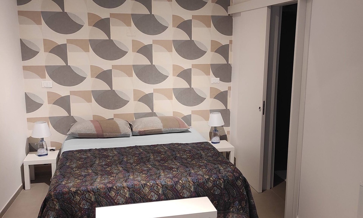 Santa Maria Bed & Breakfast | Room with private bathroom in the heart of Barletta's historic center