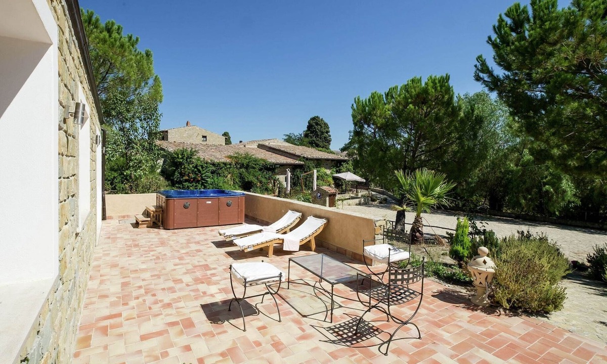 Landro House | Rustic Sicilian Retreat with Spa